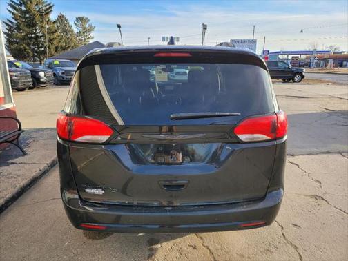 2019 Chrysler Pacifica Touring L