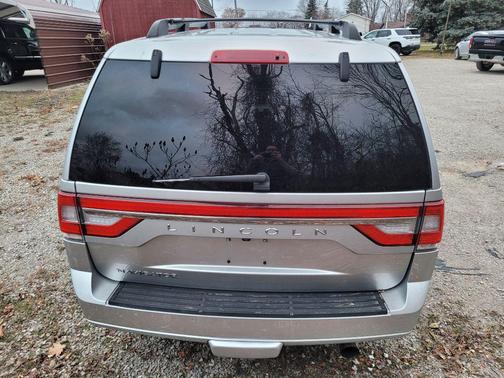2017 Lincoln Navigator Select