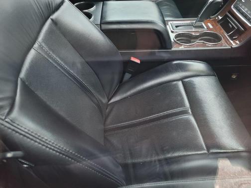 2017 Lincoln Navigator Select