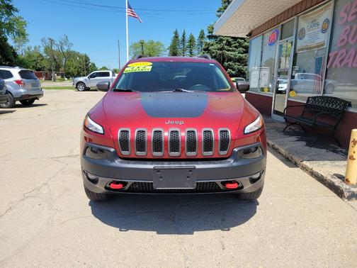 RED 2016 Jeep Cherokee Trailhawk