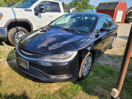 2016 Chrysler 200 LX