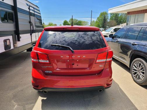 RED 2016 Dodge Journey R/T
