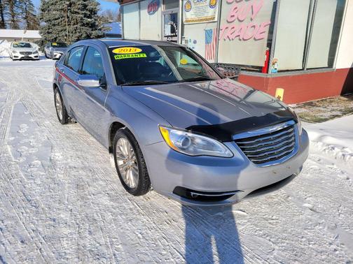 2013 Chrysler 200 Limited