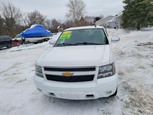 2014 Chevrolet Suburban 1500 LS