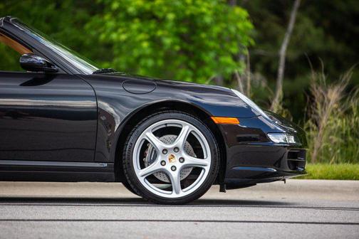 2006 Porsche 911 Carrera 4