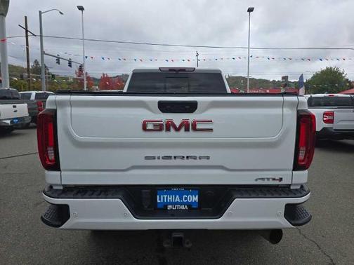 2023 GMC Sierra 1500 AT4