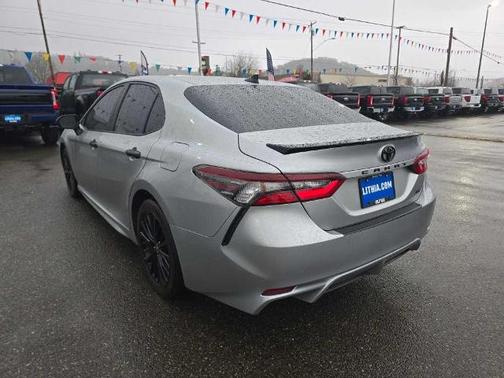 2022 Toyota Camry SE NIGHTSHADE