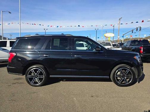 2021 Ford Expedition LIMITED