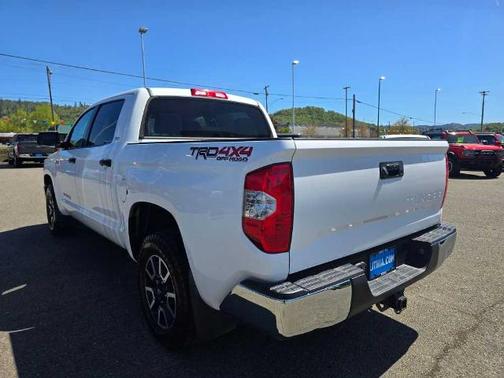 2018 Toyota Tundra SR5