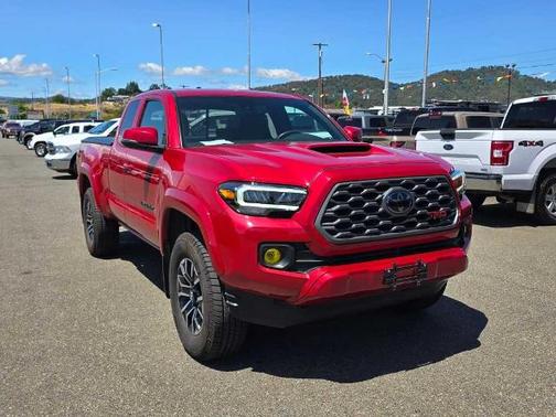2020 Toyota Tacoma TRD SPORT
