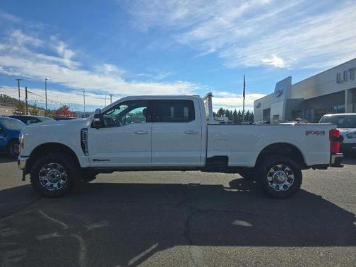2024 Ford F-350 KING RANCH