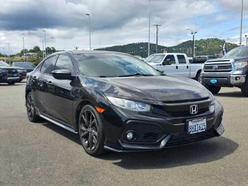 2018 Honda Civic SPORT