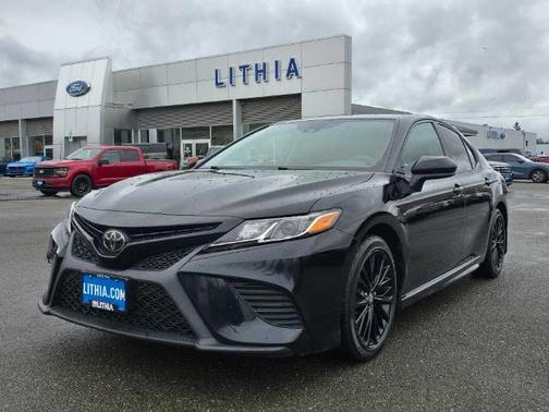 2019 Toyota Camry SE