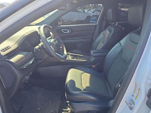 Bright White Clearcoat 2023 Jeep Compass TRAILHAWK