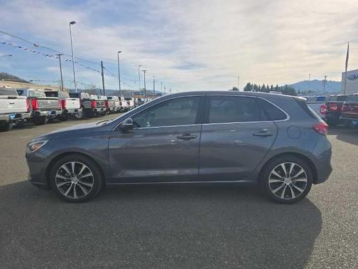 2018 Hyundai Elantra GT BASE