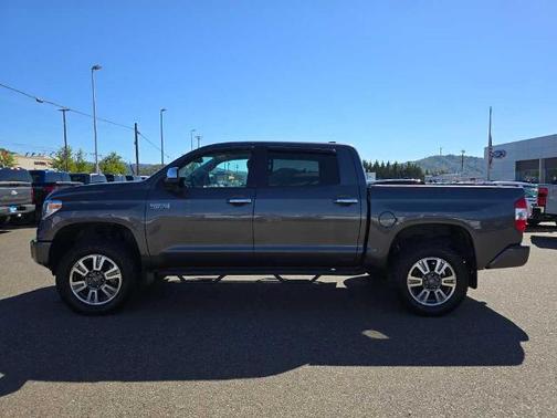 2020 Toyota Tundra PLATINUM