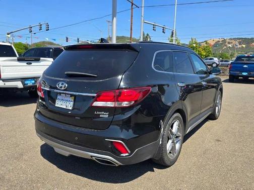 2018 Hyundai SANTA FE LIMITED ULTIMATE
