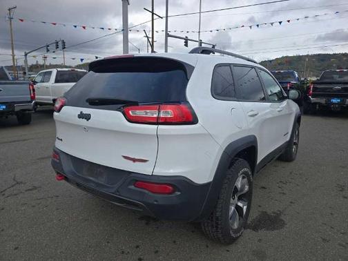 2018 Jeep Cherokee TRAILHAWK