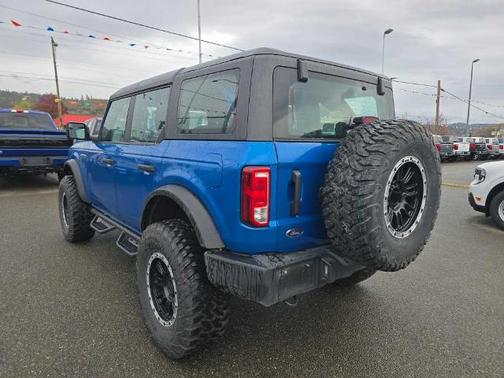 2025 Ford Bronco BASE