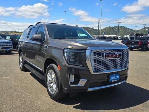 2021 GMC Yukon XL DENALI