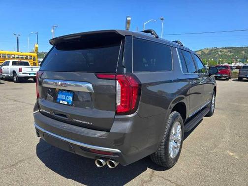2021 GMC Yukon XL DENALI