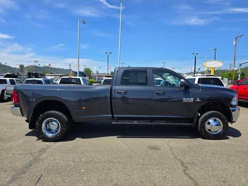 2018 RAM 3500 TRADESMAN