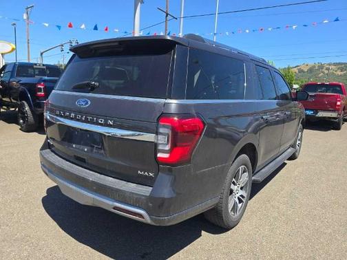 DARK MATTER PC 2024 Ford Expedition LIMITED