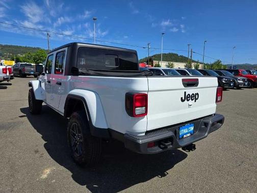 2024 Jeep Gladiator SPORT