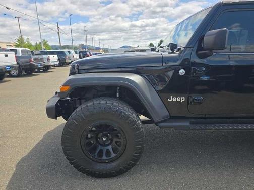 Black Clearcoat 2018 Jeep Wrangler Unlimited SPORT