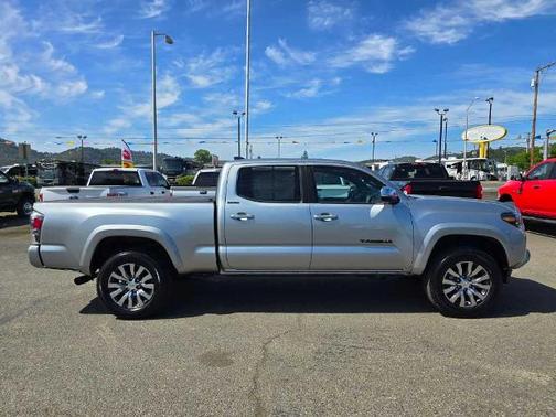 2023 Toyota Tacoma LIMITED