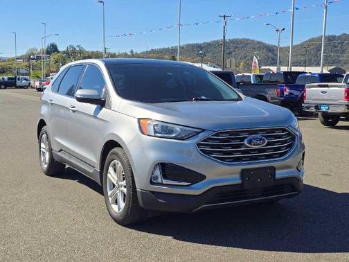 ICONIC SILVER 2020 Ford Edge SEL