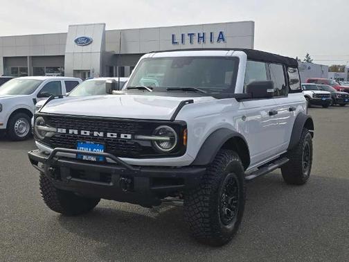 2024 Ford Bronco WILDTRAK