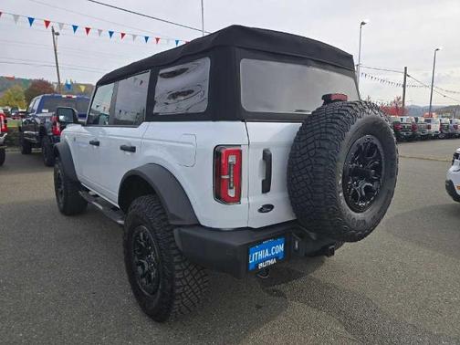 2024 Ford Bronco WILDTRAK