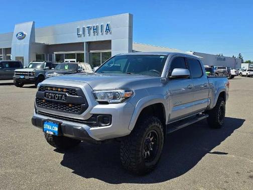 2017 Toyota Tacoma SR5