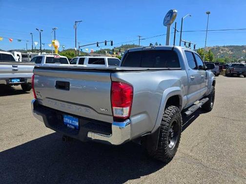 2017 Toyota Tacoma SR5