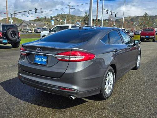 2017 Ford Fusion S