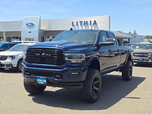 Patriot Blue Pearlcoat 2022 RAM 2500 LARAMIE