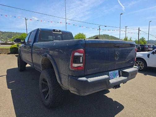 Patriot Blue Pearlcoat 2022 RAM 2500 LARAMIE