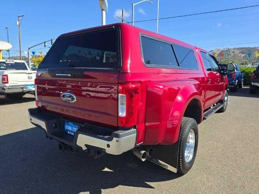 2019 Ford F-350 LARIAT SUPER DUTY