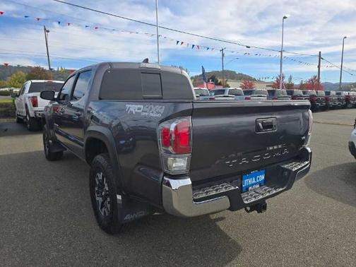2022 Toyota Tacoma TRD OFF ROAD