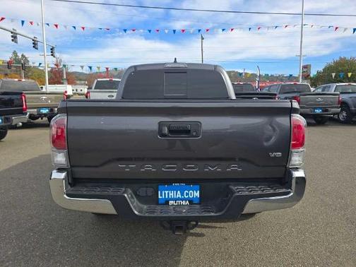 2022 Toyota Tacoma TRD OFF ROAD