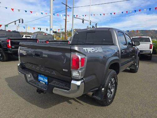 2022 Toyota Tacoma TRD OFF ROAD