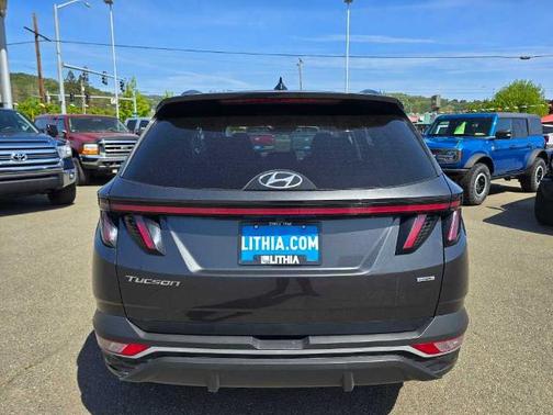 2023 Hyundai TUCSON SEL