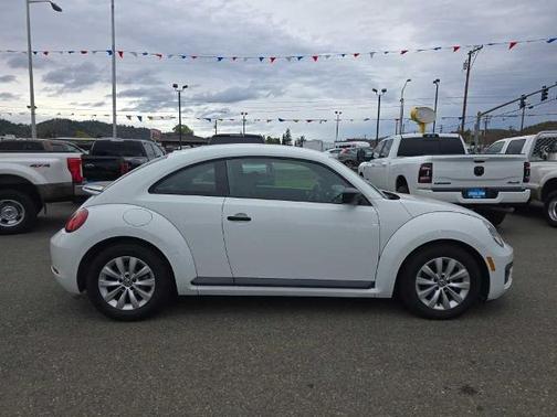 2017 Volkswagen Beetle 1.8T S