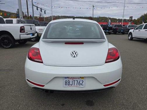 2017 Volkswagen Beetle 1.8T S