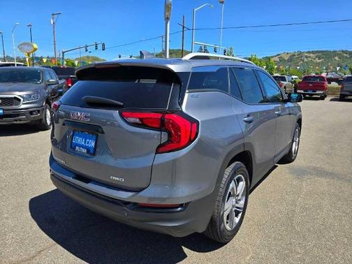 2021 GMC Terrain SLT
