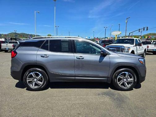 2021 GMC Terrain SLT