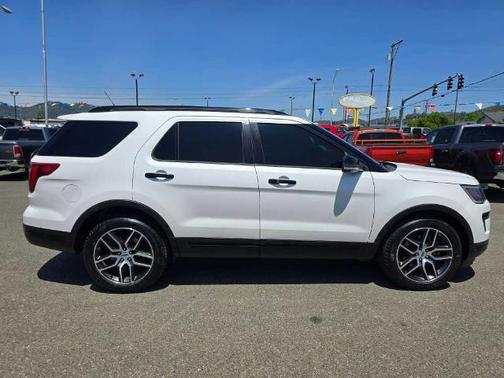 2019 Ford Explorer SPORT