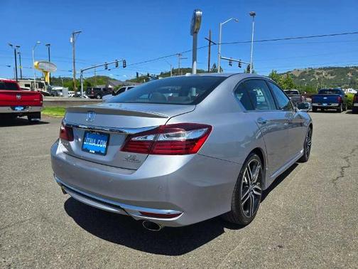 2017 Honda Accord TOURING V6