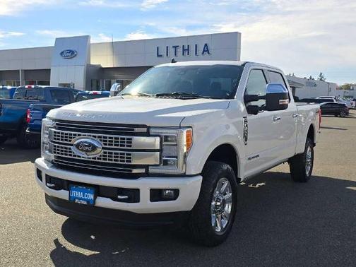 2019 Ford F-350 PLATINUM